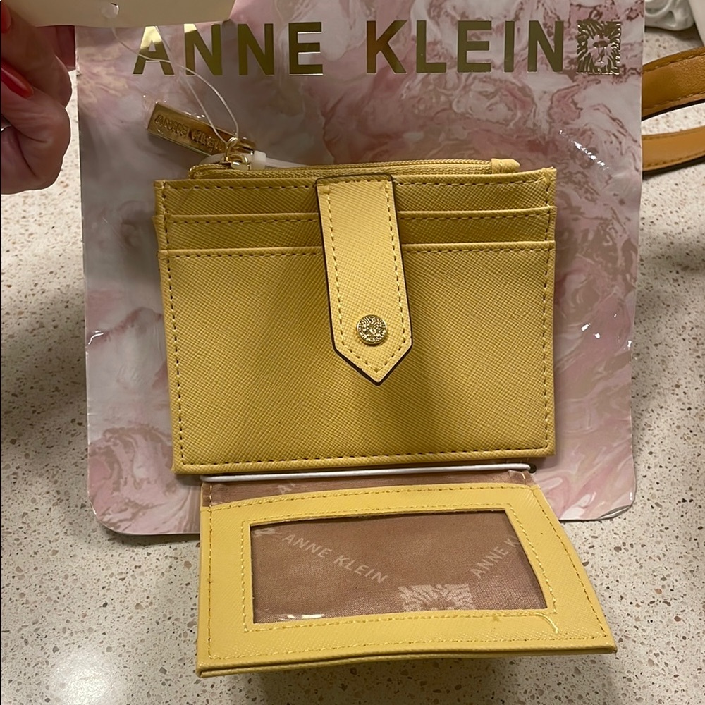 Anne Klein Pegged Card Case - Picture 3 of 3